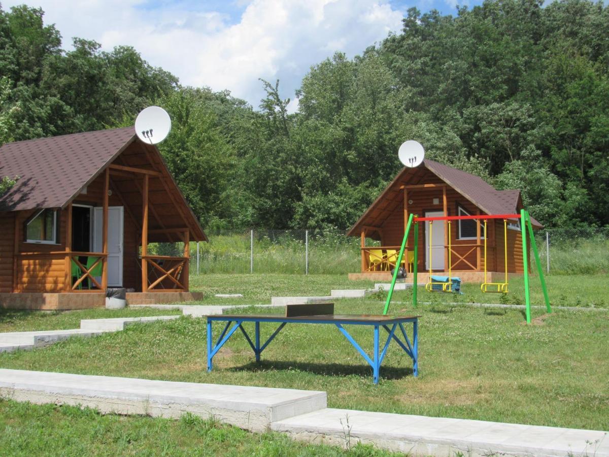 Hotel Шафран à Krasnaya Slobodka Extérieur photo