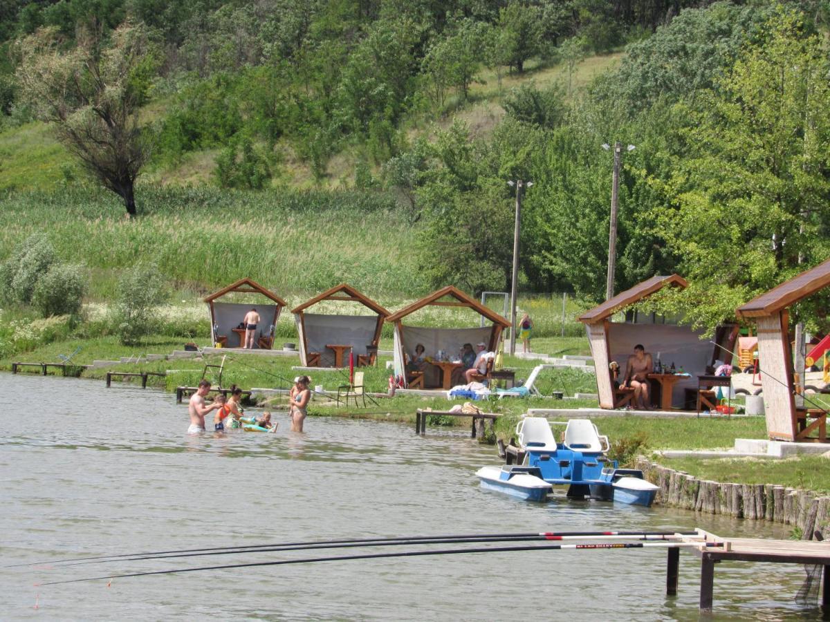Hotel Шафран à Krasnaya Slobodka Extérieur photo