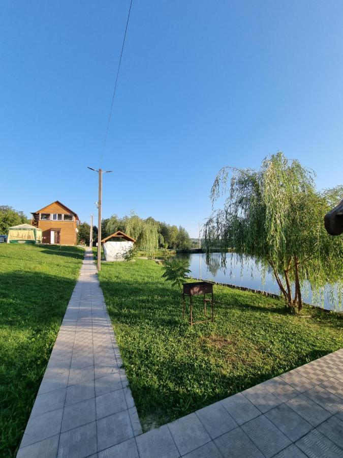 Hotel Шафран à Krasnaya Slobodka Extérieur photo